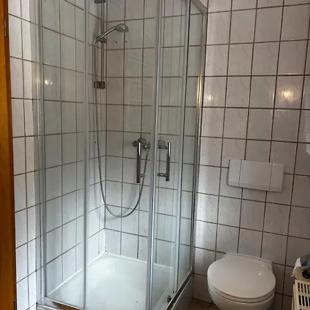 't Erfhuisje With A Terrace And Free Parking Apartman